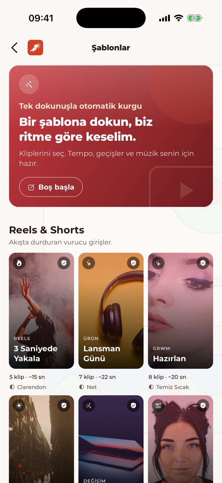 Snapmuse Studio şablon ekranı: tek dokunuşla otomatik kurgu ve hazır şablonlar